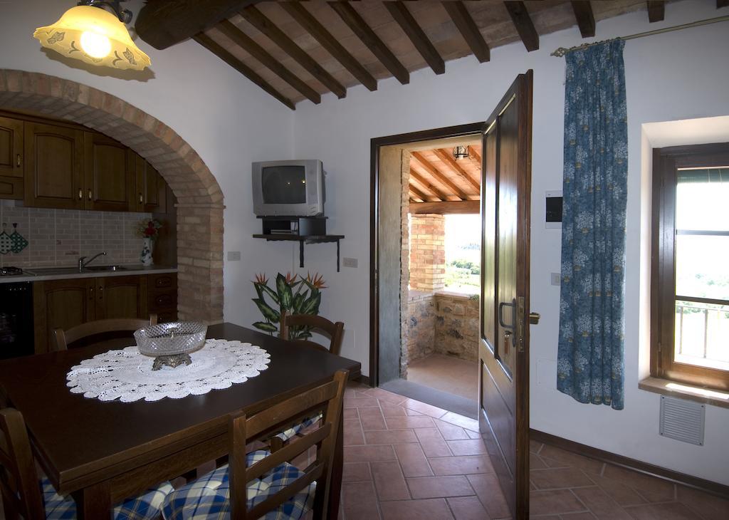 Casa Il Ponte Apartamento Chianni Quarto foto